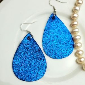 💫5/$25 Glitter Blue Teardrop Earrings